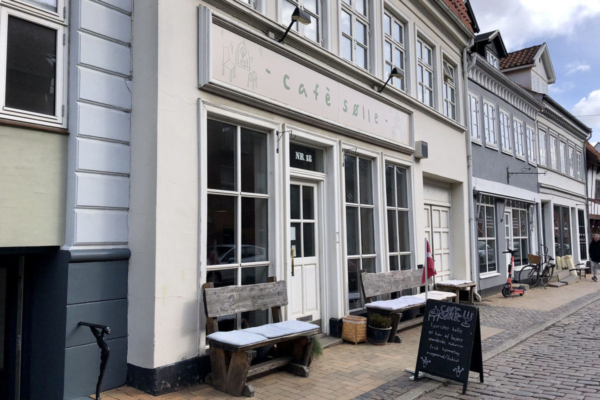 cafe solle odense exterior chloe skye weiser