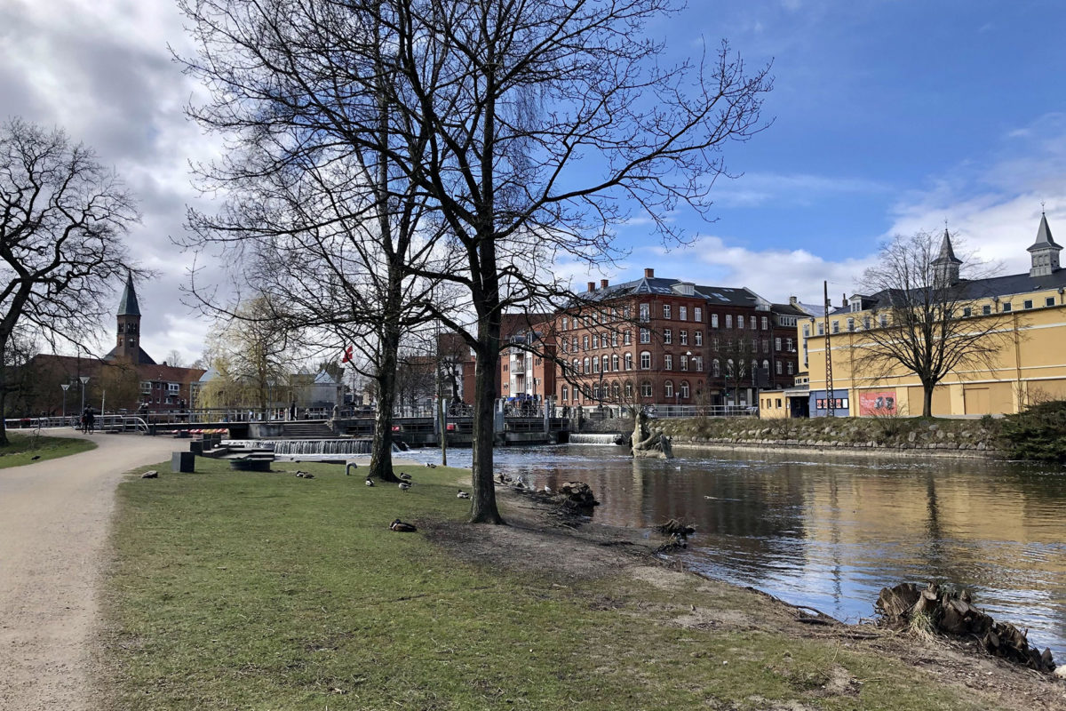 establishing odense river chloe skye weiser